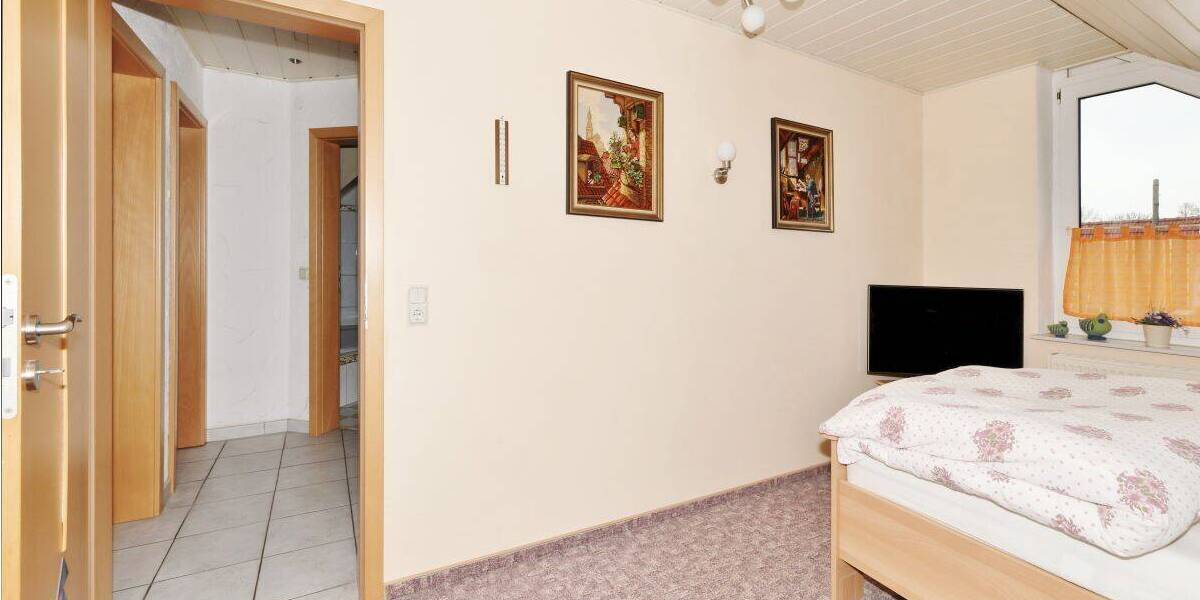 Einfamilienhaus Wilhelmshaven Fedderwarden - 8 Zimmer, 203 m&sup2;, 279.000&euro; | Angebot:26851798