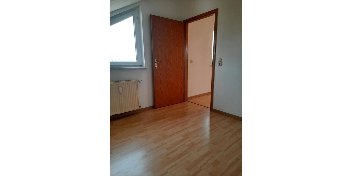 Dachgeschoßwohnung Saarlouis - 1 Zimmer, 33 m&sup2;, 85.000&euro; | Angebot:25655764