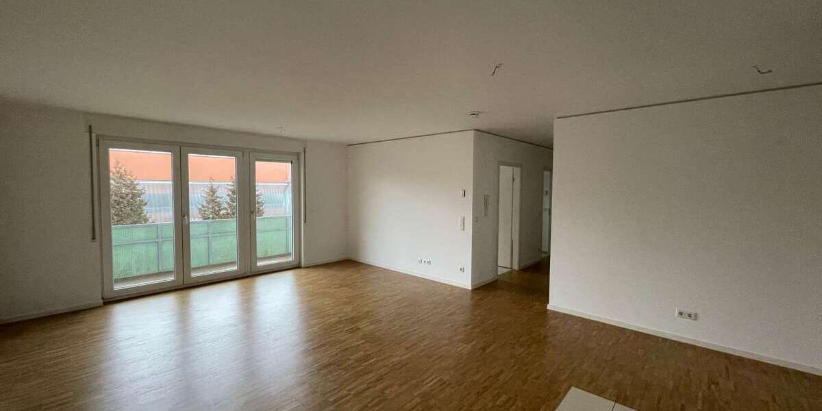Etagenwohnung Nürnberg Herrnhütte - 3 Zimmer, 86 m&sup2;, 1.200&euro; | Angebot:25718351