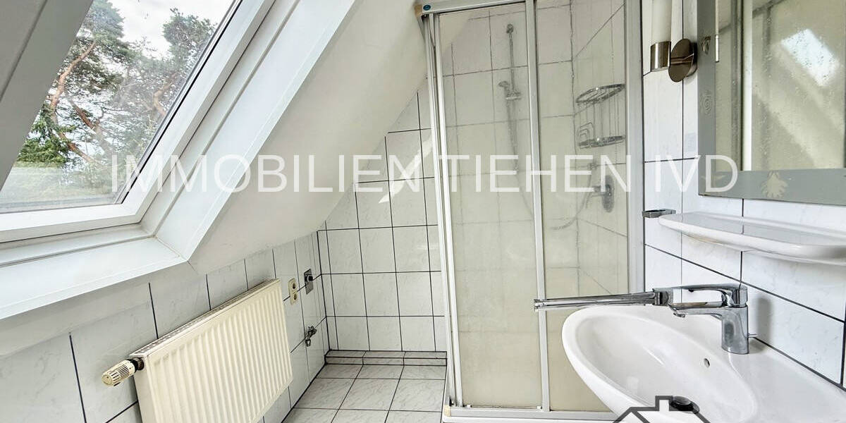 Einfamilienhaus Lähden - 8 Zimmer, 153 m&sup2;, 245.000&euro; | Angebot:24046962