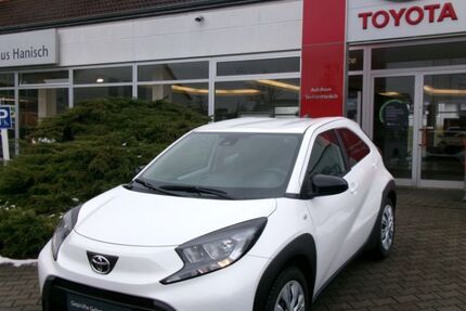 Toyota Aygo (X) 10.000 km 14.590 &euro; Dresden 01259