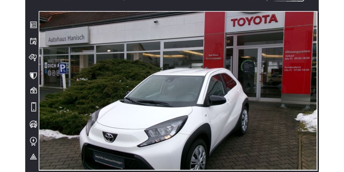 Toyota Aygo (X) 10.000 km 14.590 &euro; Dresden 01259