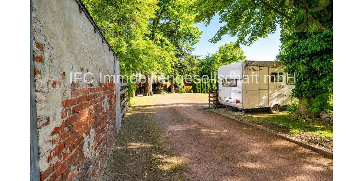 Etagenwohnung Dessau-Roßlau Siedlung - 4 Zimmer, 110 m&sup2;, 192.000&euro; | Angebot:26807340