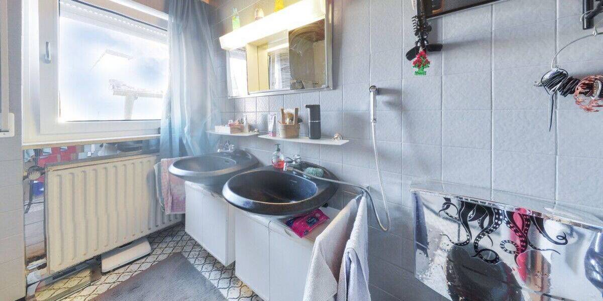 Einfamilienhaus Röttenbach - 7 Zimmer, 178 m&sup2;, 419.000&euro; | Angebot:26804952