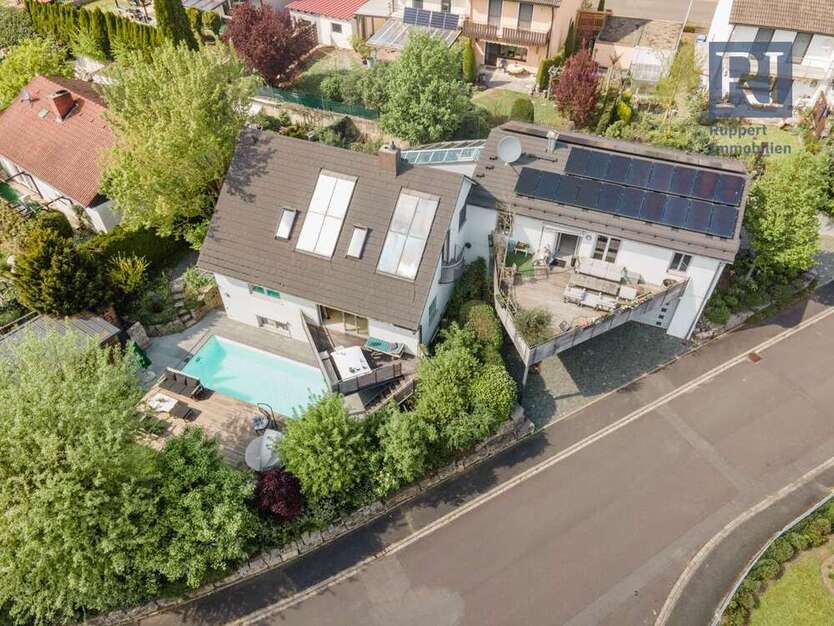 Haus zum Kaufen in Marktbreit 1.290.000 € 325 m²