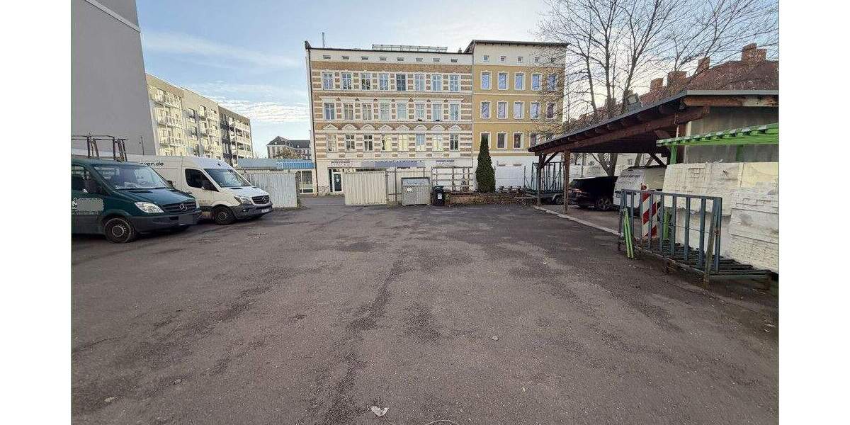 Attraktives Baugrundstück mit 829 m² in zentraler Lage von Magdeburg zimmer