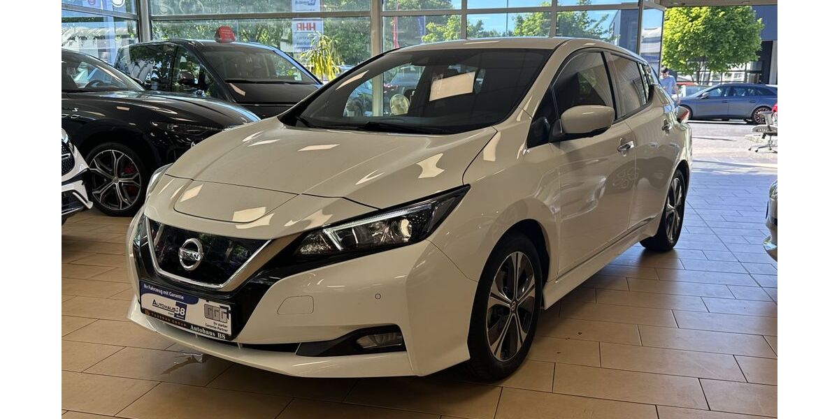 Nissan Leaf 40.498 km 13.440 &euro; Hennef 53773