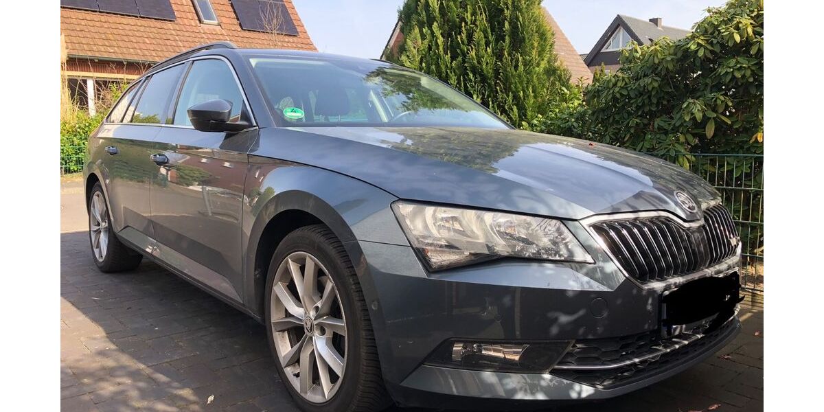 Skoda Superb 177.000 km 11.990 &euro; Telgte 48291