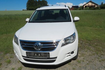 VW Tiguan 108.000 km 8.600 &euro; Grünbach 08223