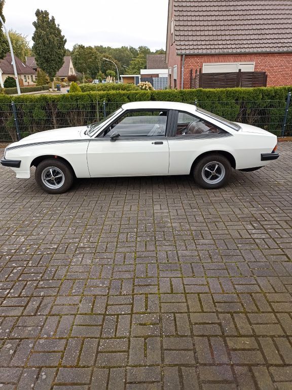 Opel Manta 131.500 km 15.400 € Zeven 27404