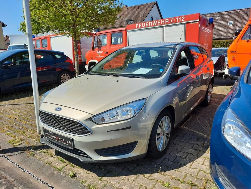Ford Focus 73.800 km 11.600 € Niederlauer 97618