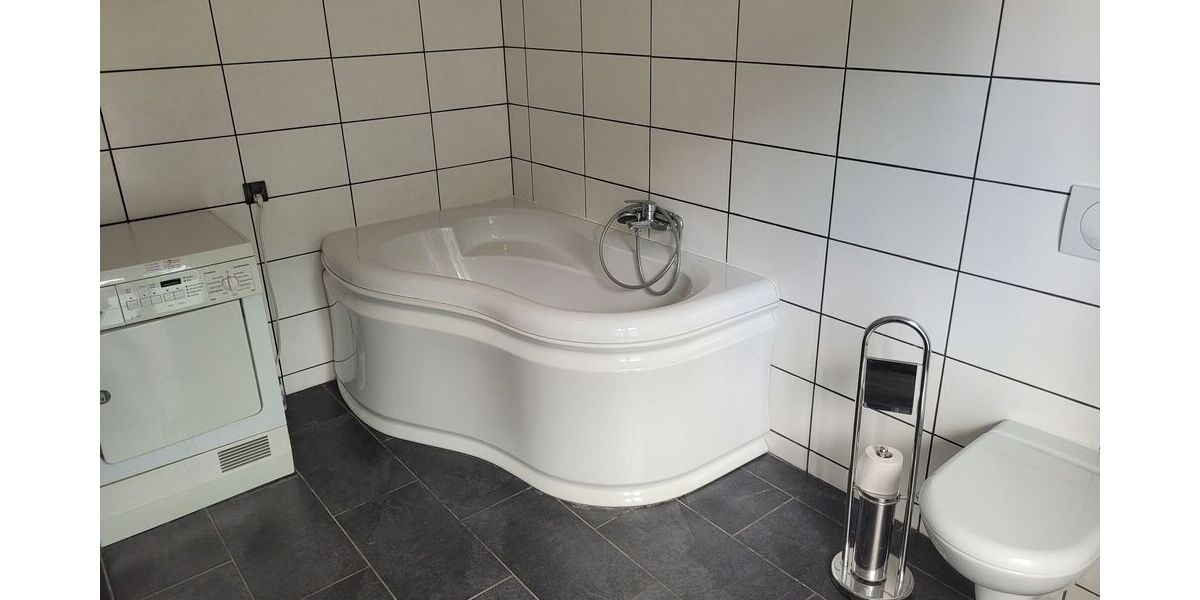OG Wohnung in kernsaniertem Haus - Appartement Wuppertal Gemarkung Ronsdorf | Angebot:26674010