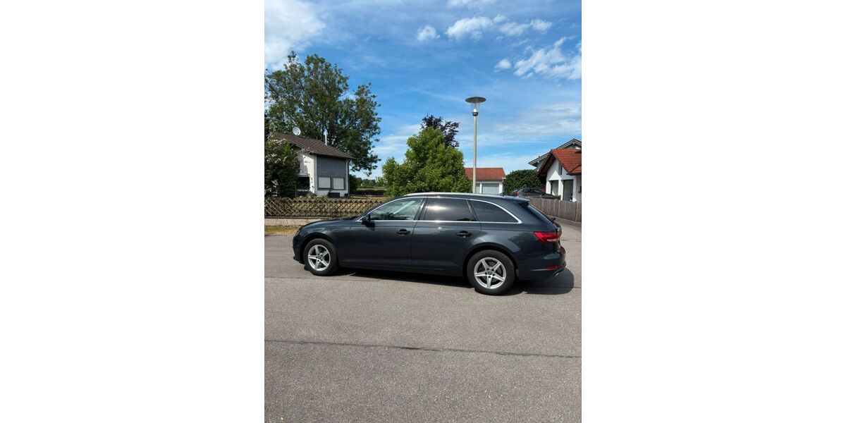 Audi A4 98.000 km 17.750 &euro; Tacherting 83342