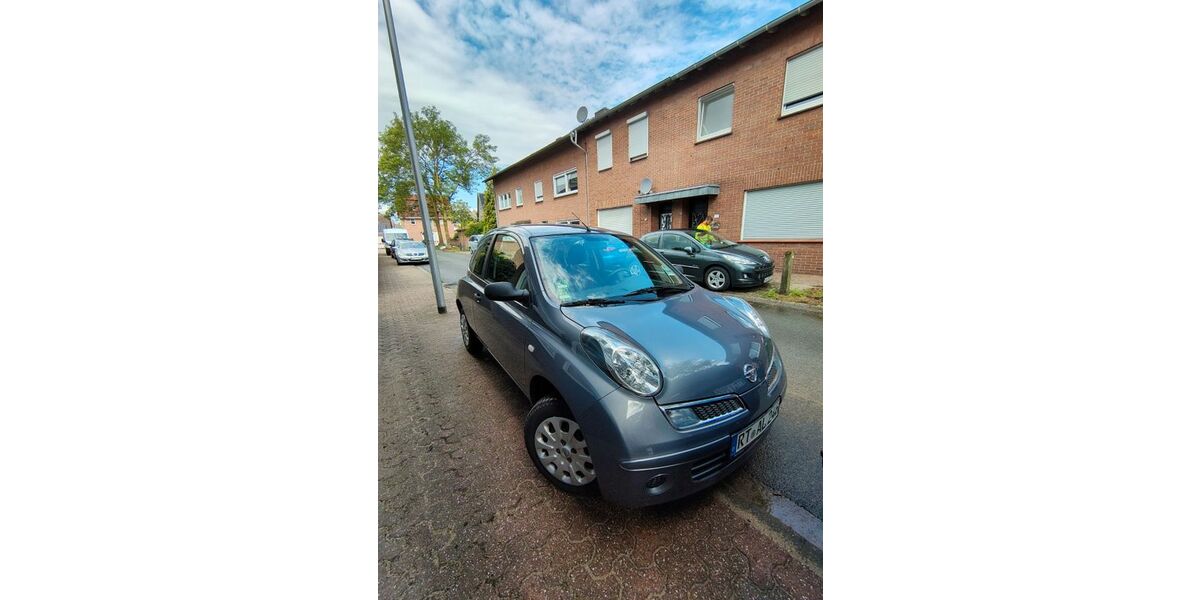 Nissan Micra 96.000 km 2.000 &euro; BOCHOLT 46397