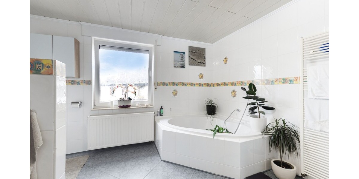 Kohlscheid - Wohnqualität trifft Investment. Großzügiges Einfamilienhaus in beliebter Lage - Einfamilienhaus Herzogenrath / Klinkheide Klinkheide | Angebot:27289179