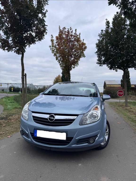Opel Corsa 92.000 km 5.500 € Swisttal 53913
