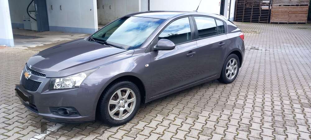 Chevrolet Cruze 125.600 km 5.100 € Obertaufkirchen 84419