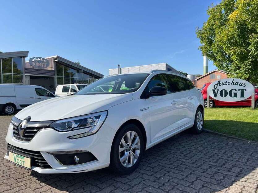 Renault Megane 38.751 km 14.890 € Bad Segeberg 23795