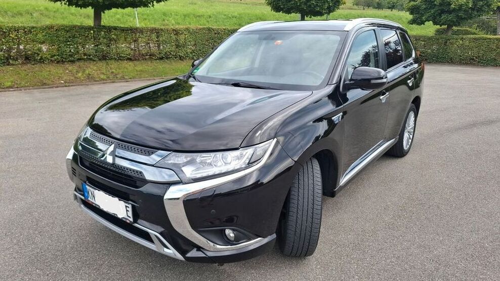 Plug-in Hybrid Outlander