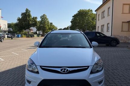 Hyundai i30 162.100 km 3.650 &euro; Menzingen 76703