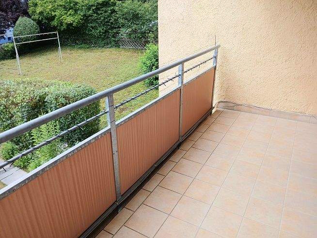 Renovierte, gepflegte, 2-Zi.- Wohnung mit Garage! 2 zimmer