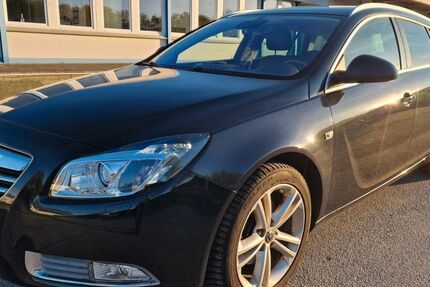 Opel Insignia 147.558 km 5.990 &euro; Soest 59494