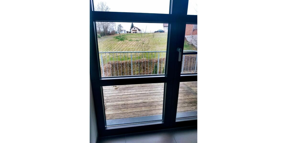 Dachgeschoßwohnung Rottenburg an der Laaber - 3 Zimmer, 90 m&sup2;, 930&euro; | Angebot:25365843