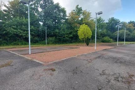 Lagerfläche, Freifläche, Abstellfläche zimmer