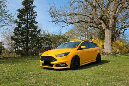 Ford Focus 178.301 km 11.450 &euro; Brahlstorf 19273
