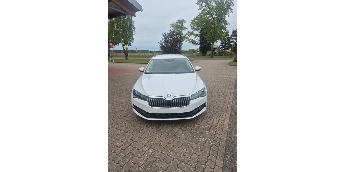 Skoda Superb 255.000 km 12.590 &euro; Wedemark OT Berkhof 30900