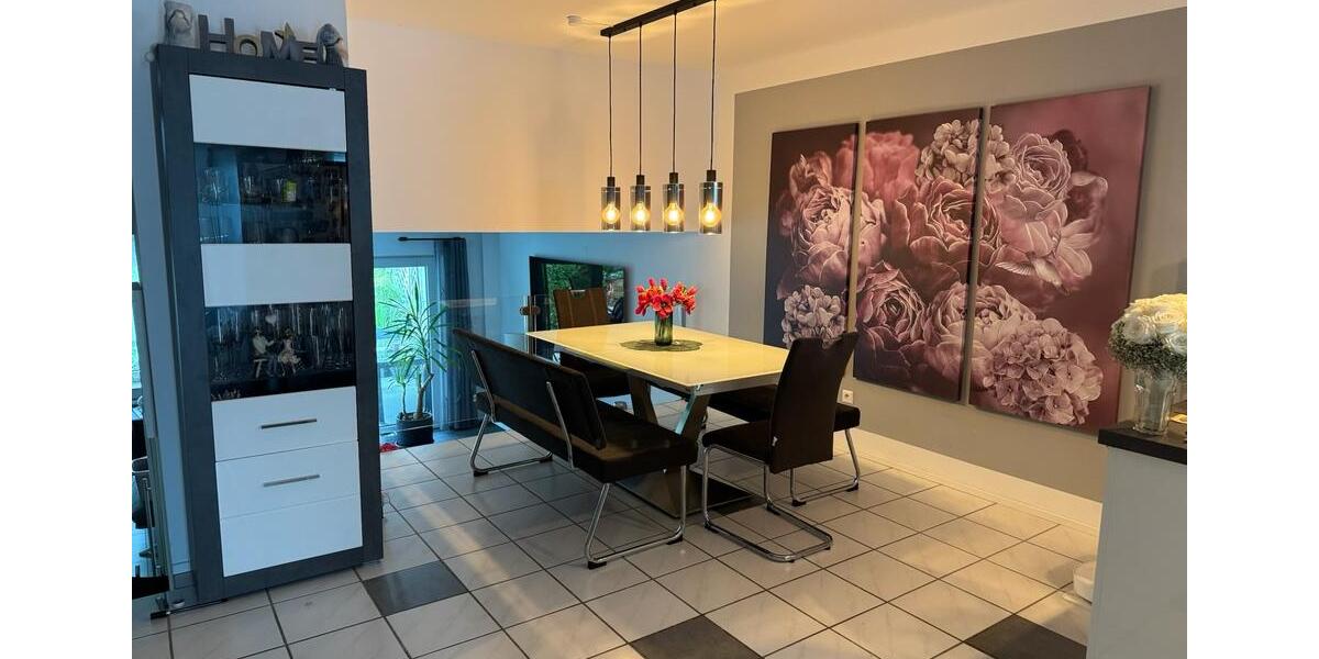Reihenhaus Aichtal - 7 Zimmer, 152 m&sup2;, 680.000&euro; | Angebot:27080976