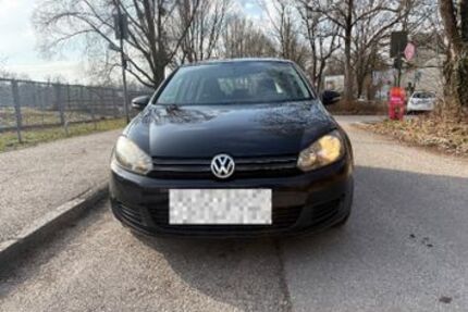 VW Golf 93.000 km 6.990 &euro; München 81379