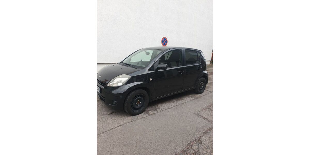 Daihatsu Sirion 156.000 km 4.250 &euro; Berlin 13357