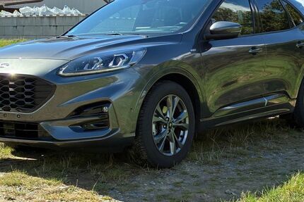 Ford Kuga 43.000 km 25.600 € Nordstemmen 31171