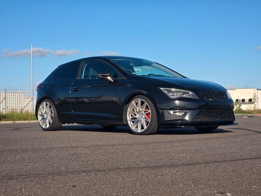Seat Leon 157.500 km 9.000 € Rövershagen 18182