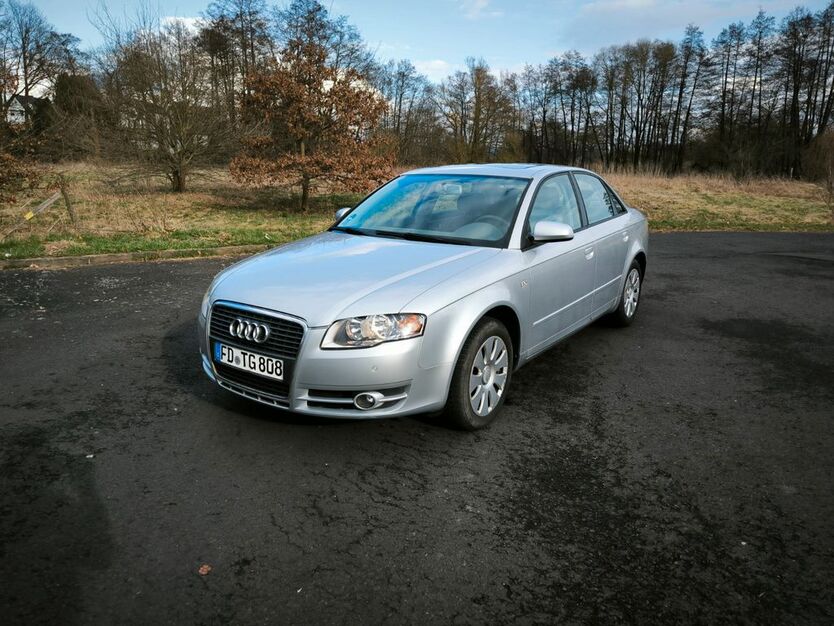 Audi A4 166.000 km 4.999 € Eichenzell 36124