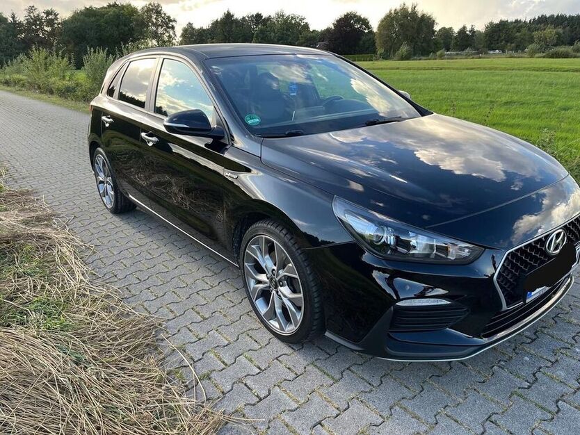i30