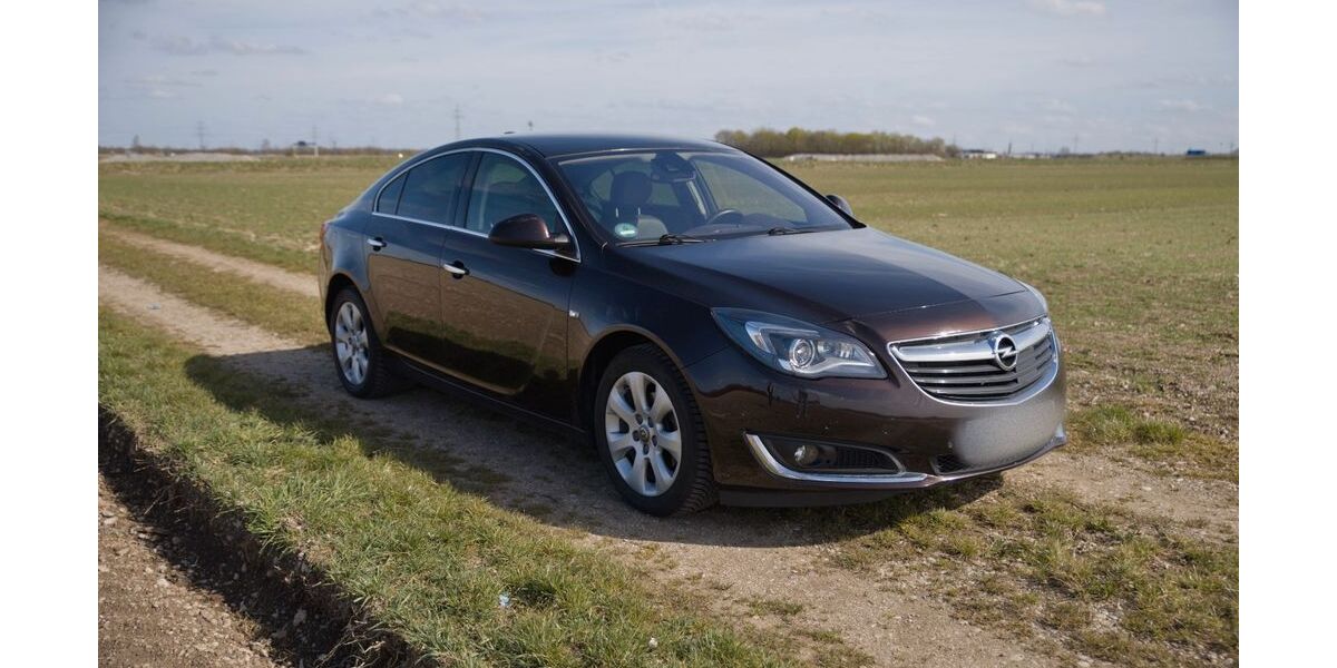 Opel Insignia 125.000 km 9.900 &euro; München 80939