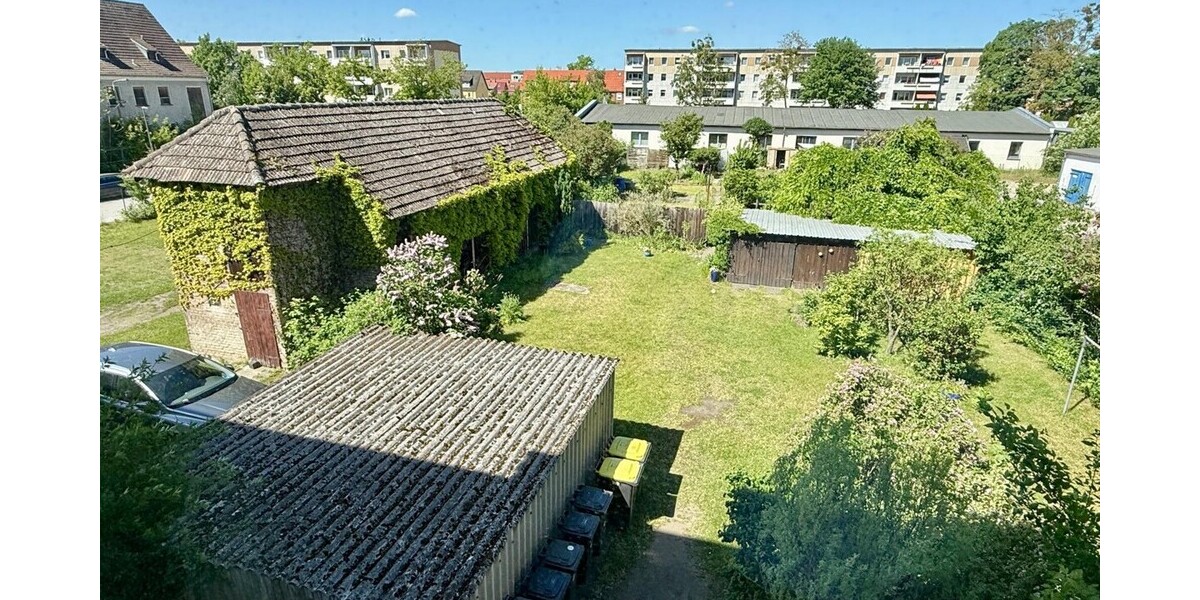 HORN IMMOBILIEN++ Neubrandenburg, vermietetes MFH mit 13 WE, großem Grundstück, nur 500 m zur Innenstadt - Mehrfamilienhaus, Wohnhaus Neubrandenburg Datzeberg | Angebot:27103821