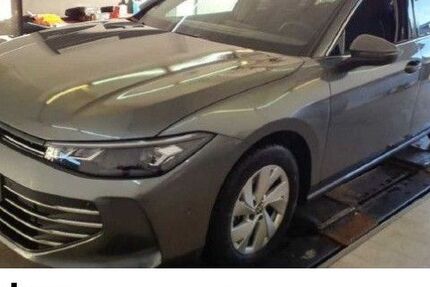 VW Passat Variant 15.358 km 42.430 &euro; Ettlingen 76275