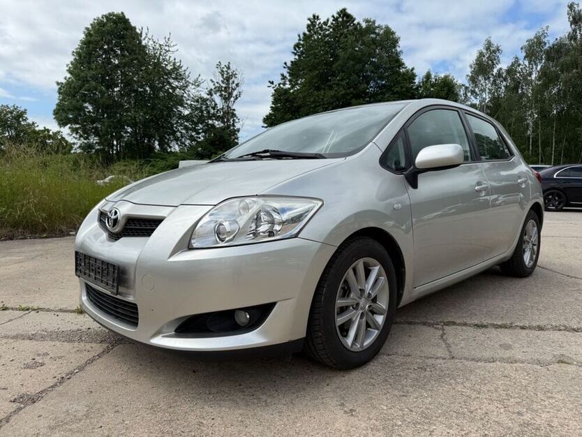 Auris