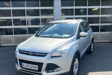Ford Kuga 158.000 km 9.699 &euro; Osnabrück 49090