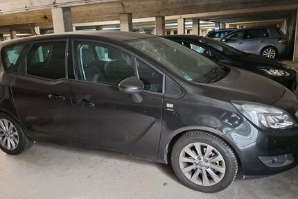 Opel Meriva 21.900 km 9.500 € München 80636