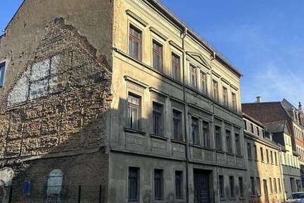 Haus zum Kaufen in Greiz 17.990 € 500 m² 20 zimmer