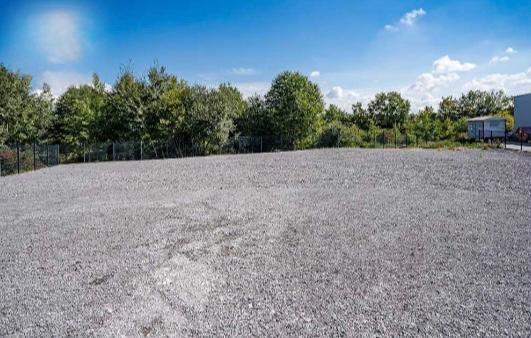 Neubau Gewerbegrundstück mit Werkstatt zimmer