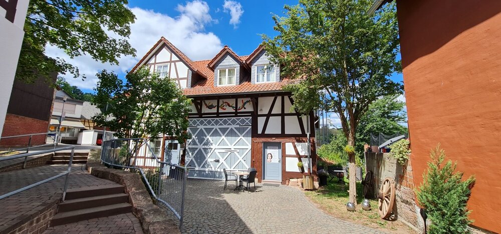 Heringen, 2 Wohn-oder Ferienhäuser - Einfamilienhaus Heringen Widdershausen | Angebot:8455731