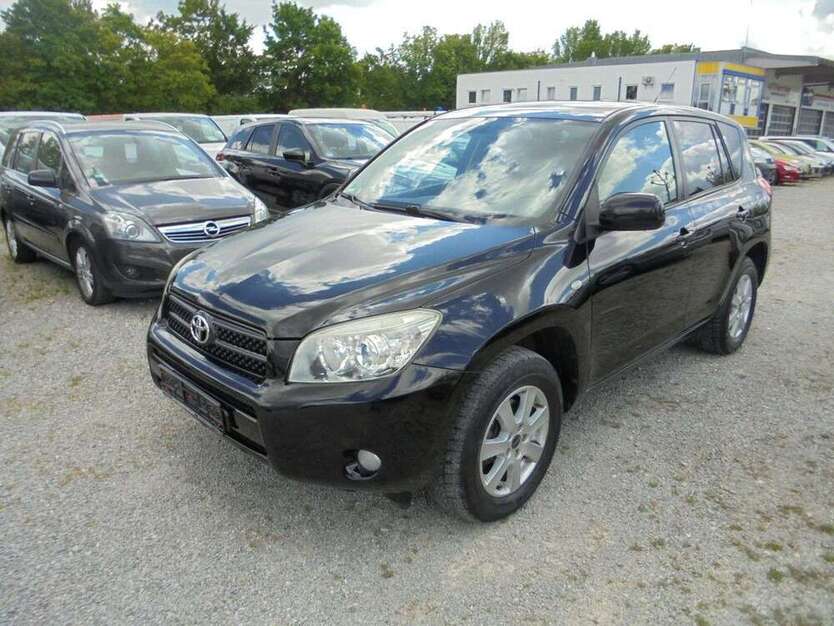 RAV 4