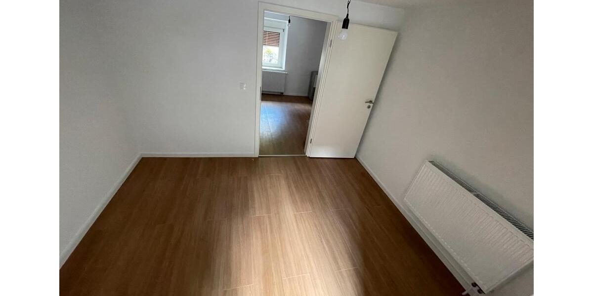 Doppelhaushälfte Annweiler am Trifels - 4 Zimmer, 120 m&sup2;, 1.300&euro; | Angebot:26408781