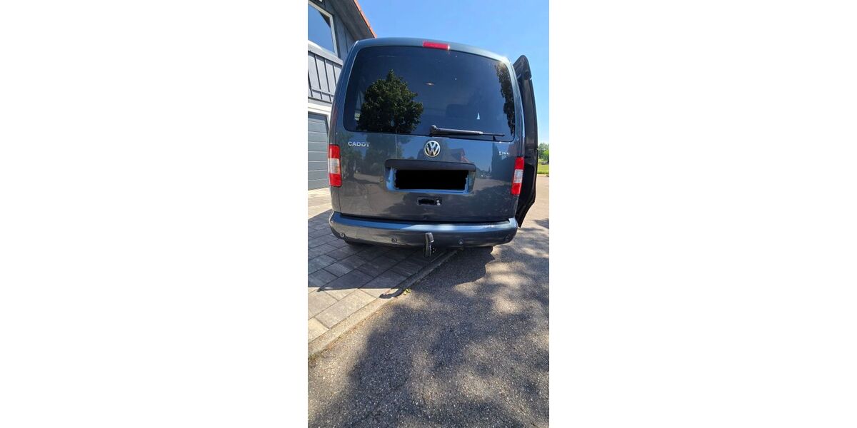 VW Caddy 87.000 km 6.990 &euro; Ellwangen 73479