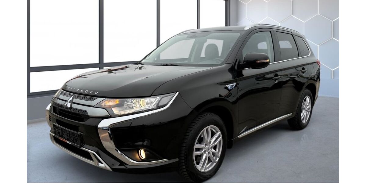 Mitsubishi Outlander 31.342 km 21.900 &euro; Dresden 01237